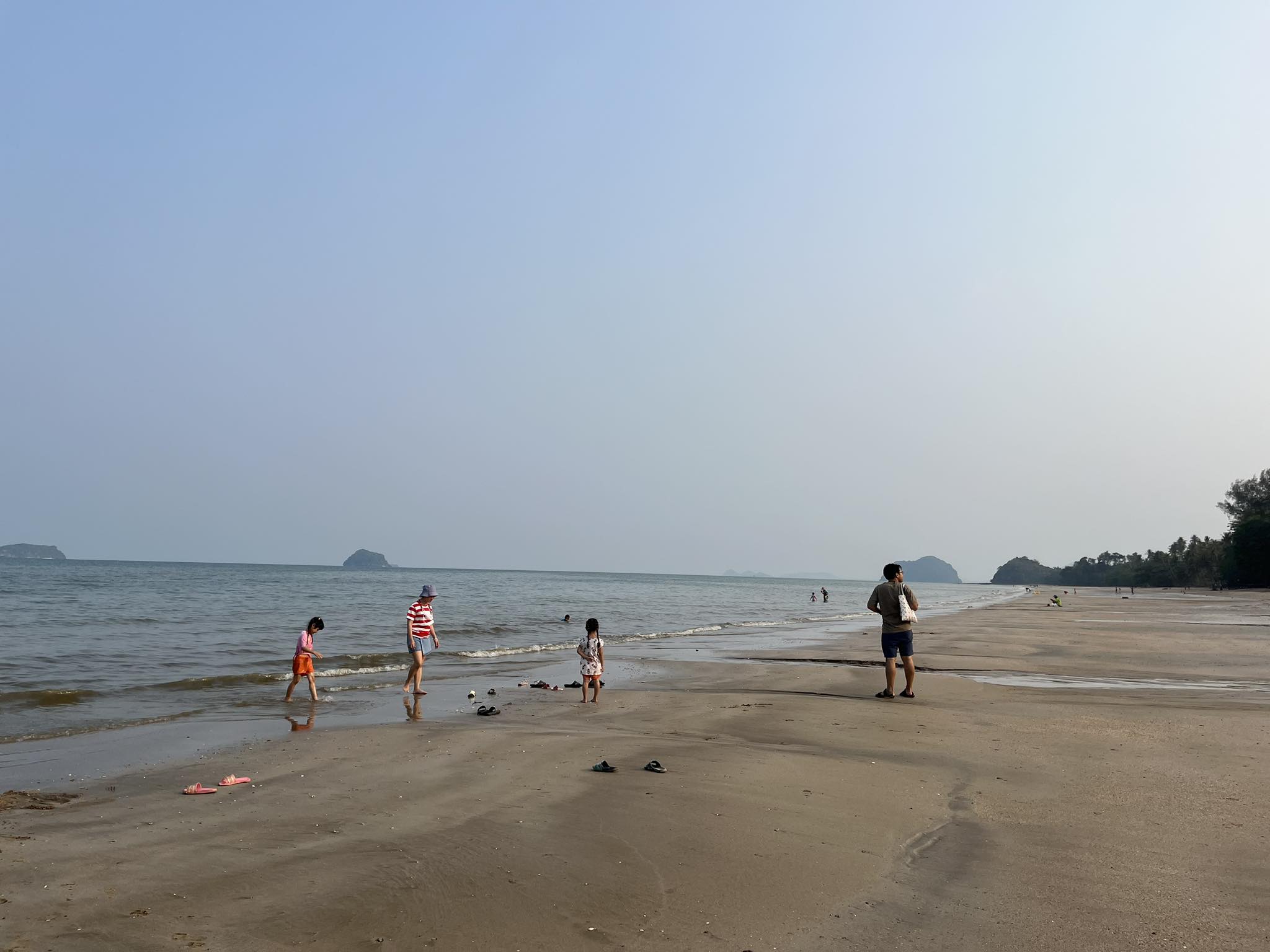 หาดทรายรี สวี